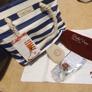 Port O Vino Canvas Wine bag NWT and extra cups